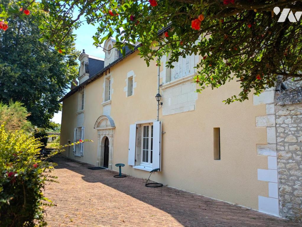 Maison 4 pièces 162 m² · à Nouâtre · 162 m² · 400 000 €
