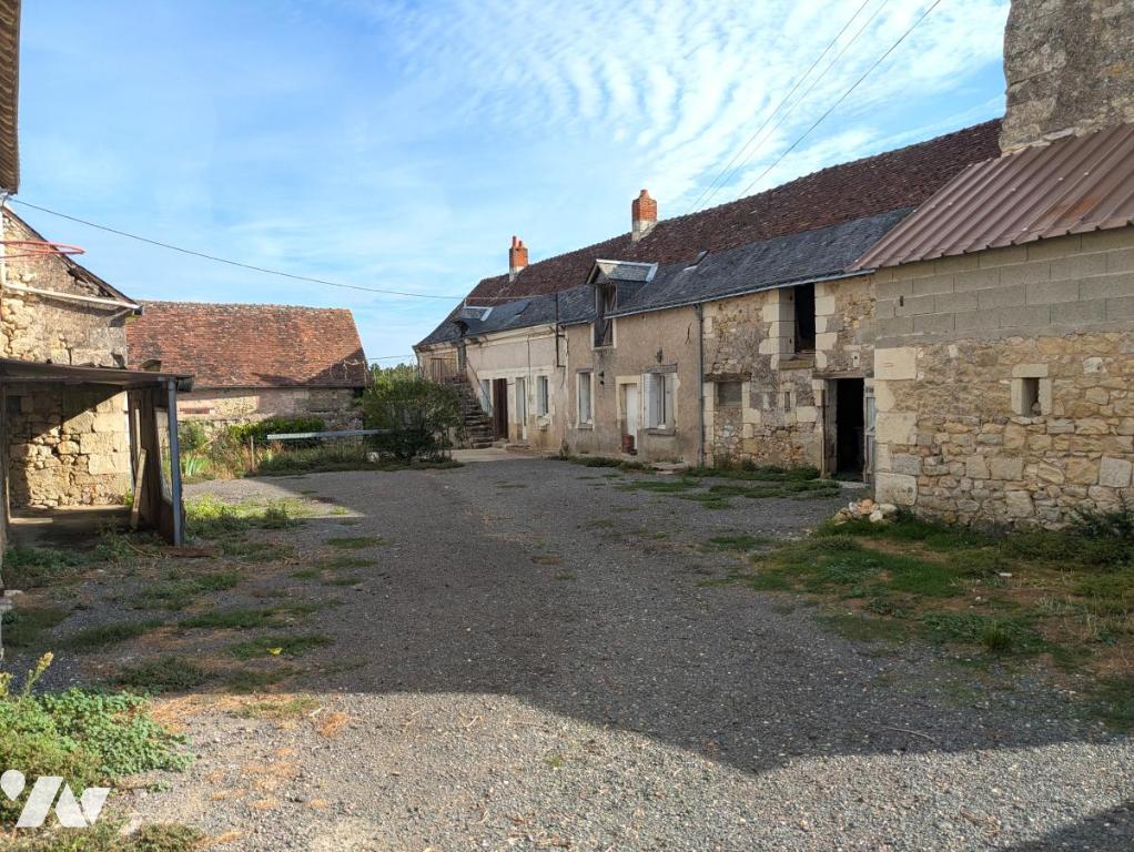Maison 4 pièces 85 m² · à Saint-Épain · 85 m² · 100 000 €