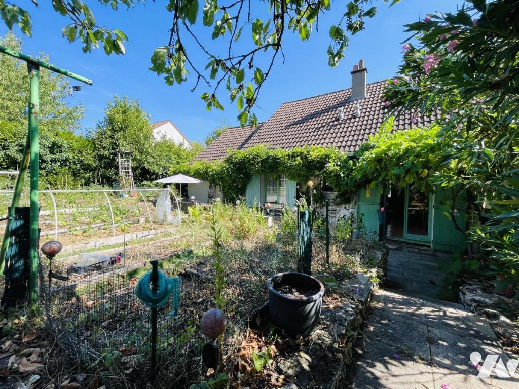 Maison 4 pièces 131 m² · à Véretz · 131 m² · 265 000 €