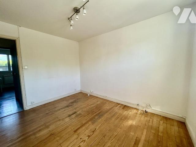 Appartement 3 pièces 53 m² · à Grenoble · 52,9 m² · 85 000 €