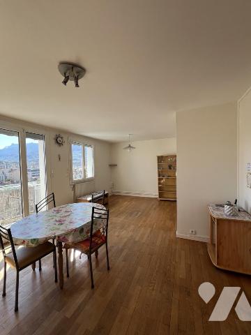 Appartement 3 pièces 69 m² · à Grenoble · 69 m² · 150 000 €