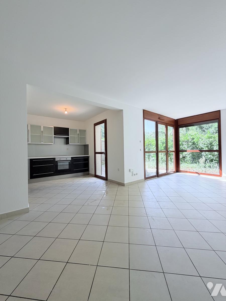 Appartement 5 pièces 109 m² · à Corenc · 109,4 m² · 420 000 €