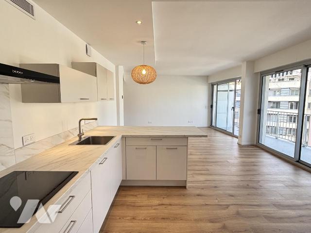 Vente - Appartement - GRENOBLE - 133,93 m² - 6 pièces - 38007-71