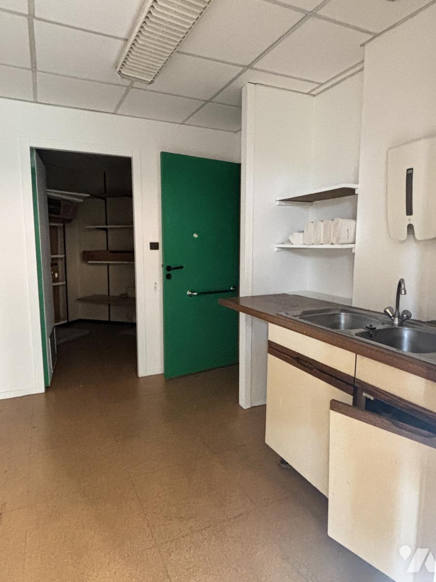 VENTE localActivites-MEYLAN (38)