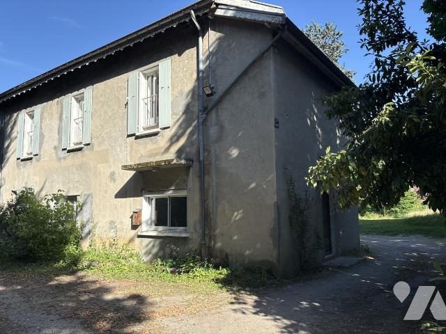 Appartement 6 pièces 163 m² · à Voiron · 163,3 m² · 260 000 €