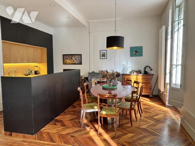 Appartement 6 pièces 198 m² · à Grenoble · 197,5 m² · 565 000 €