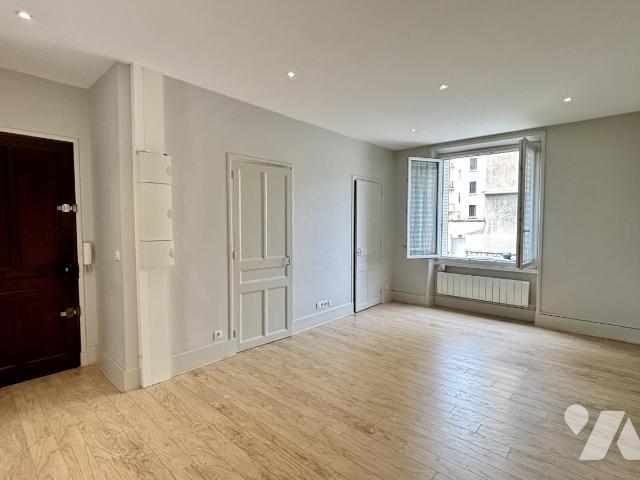 Appartement 3 pièces 71 m² · à Grenoble · 70,6 m² · 148 000 €