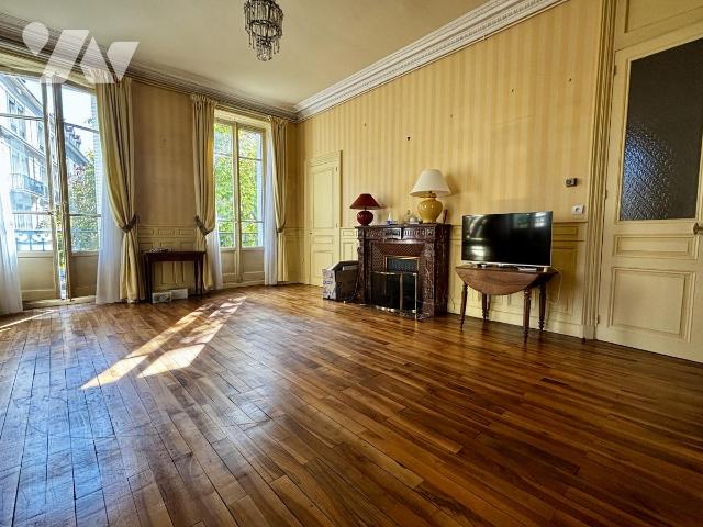 Appartement 6 pièces 202 m² · à Grenoble · 202 m² · 538 000 €