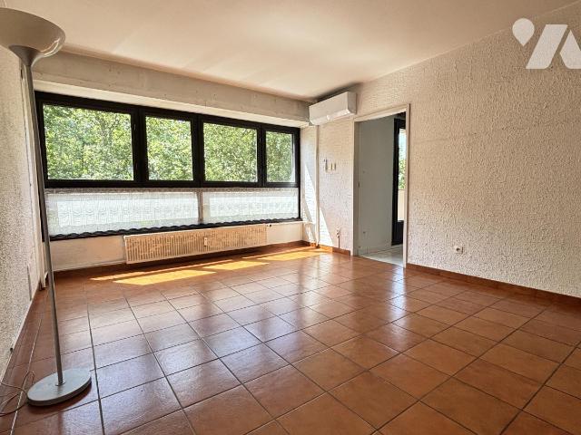Appartement 3 pièces 64 m² · à Grenoble · 64,5 m² · 93 000 €