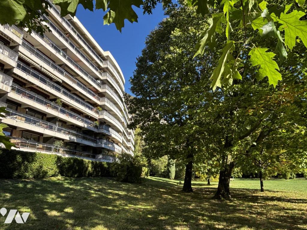 Appartement 2 pièces 65 m² · à Saint-Égrève · 65 m² · 178 000 €