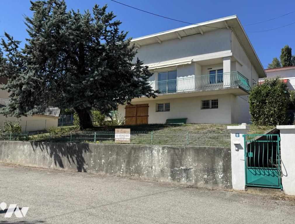 Maison 3 pièces 86 m² · à Voiron · 86,4 m² · 285 000 €