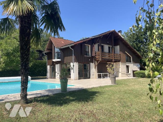 Maison 7 pièces 169 m² · à Saint-Ismier · 168,6 m² · 771 845 €