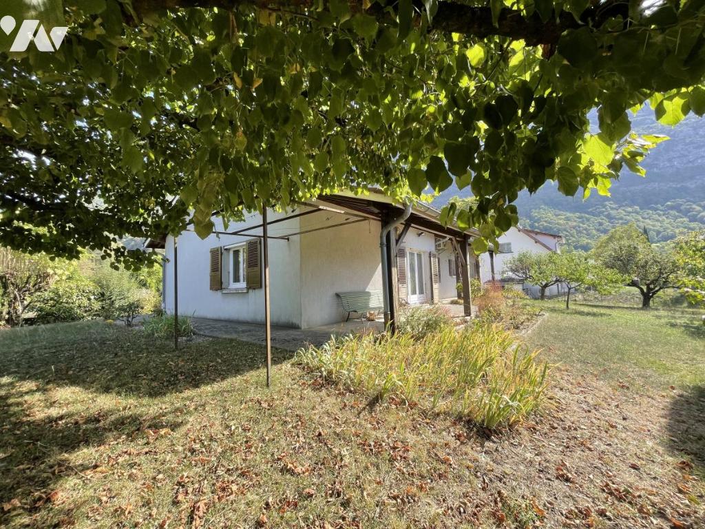 Maison 6 pièces 130 m² · à Saint-Égrève · 129,8 m² · 540 000 €
