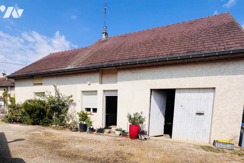 Maison 2 pièces 62 m² · à Molay · 62 m² · 85 000 €