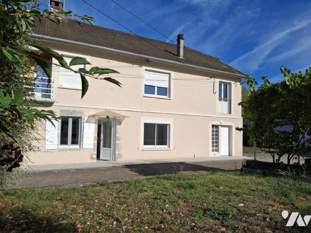Appartement 4 pièces 90 m² · à Vaudrey · 90 m² · 700 €/mois