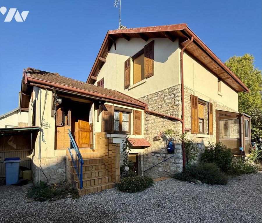 Maison 2 pièces 73 m² · à Tavaux · 73 m² · 100 000 €