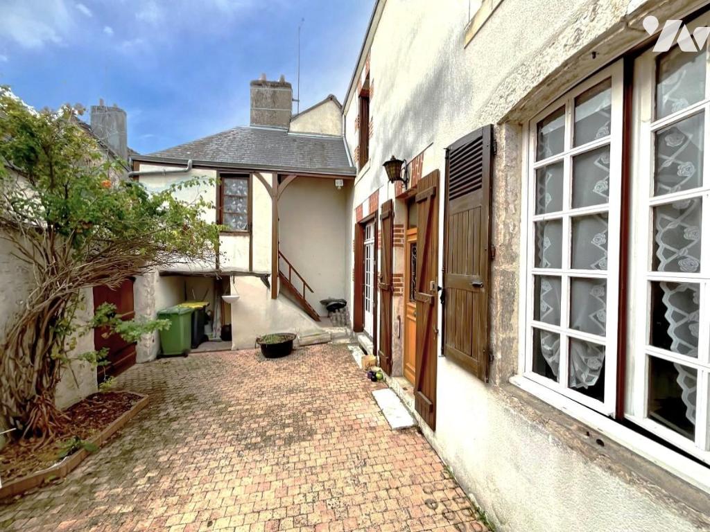 Maison 5 pièces 146 m² · à Mer · 146 m² · 174 000 €
