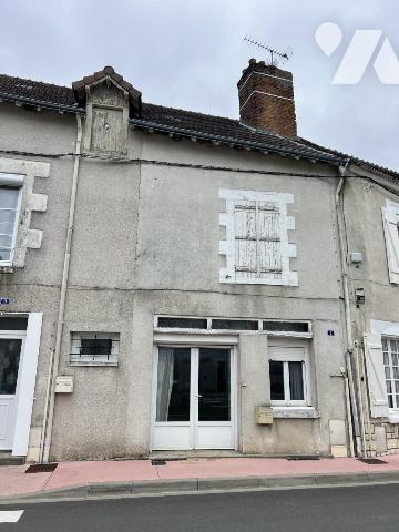 Maison 3 pièces 102 m² · à Oucques la Nouvelle · 102,2 m² · 65 000 €