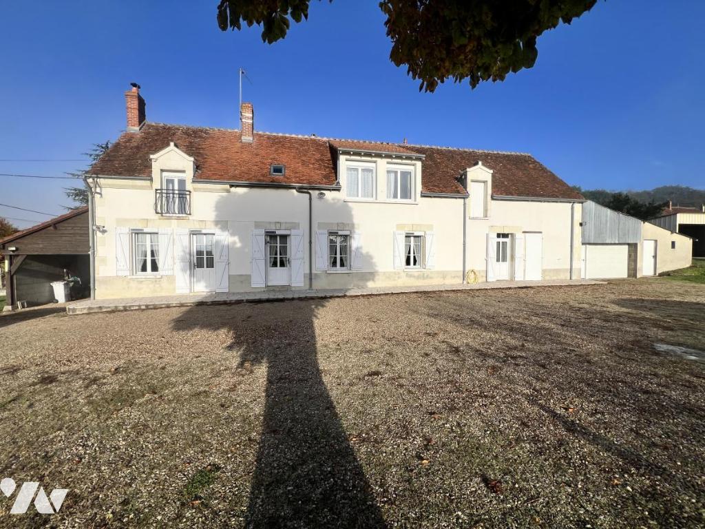 Maison 5 pièces 133 m² · à Saint-Romain-sur-Cher · 133 m² · 187 000 €