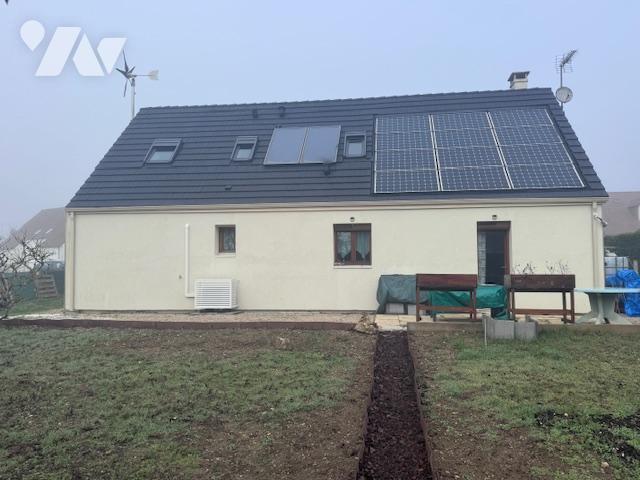 Maison 5 pièces 116 m² · à Saint-Amand-Longpré · 116 m² · 180 000 €
