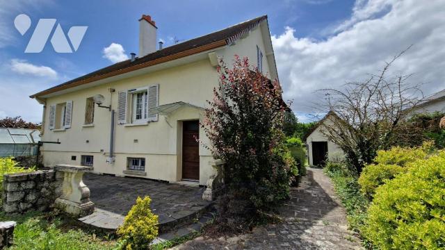 Maison 6 pièces 140 m² · à Vendôme · 140 m² · 130 000 €