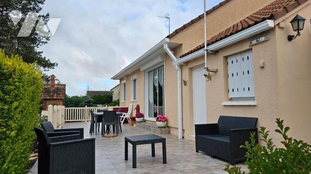 Maison 4 pièces 80 m² · à Fréteval · 80 m² · 40 000 €