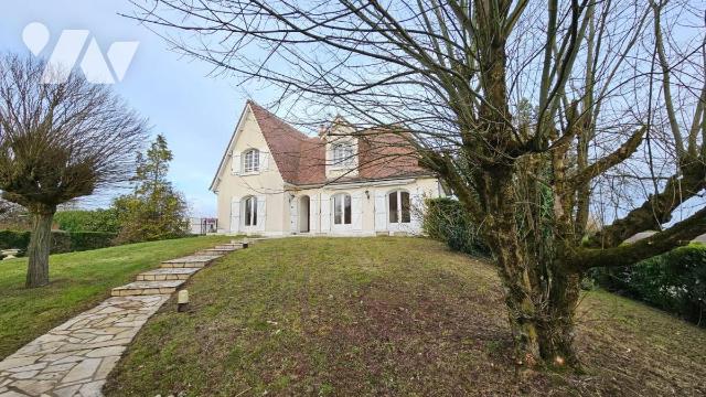 Maison 6 pièces 130 m² · à Vendôme · 130 m² · 240 000 €