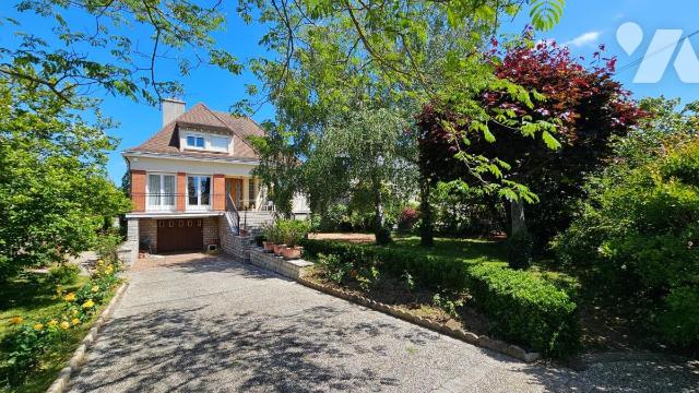 Maison 7 pièces 153 m² · à Vendôme · 153 m² · 250 000 €