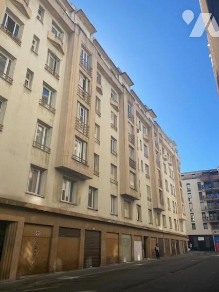 Appartement 3 pièces 74 m² · à Saint-Étienne · 73,8 m² · 42 000 €
