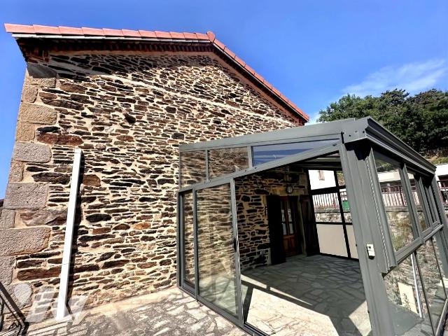 Maison 3 pièces 96 m² · à La Valla-en-Gier · 96 m² · 220 000 €