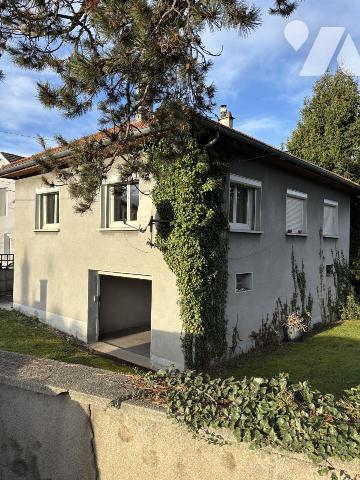 MAI 80m² — Unieux