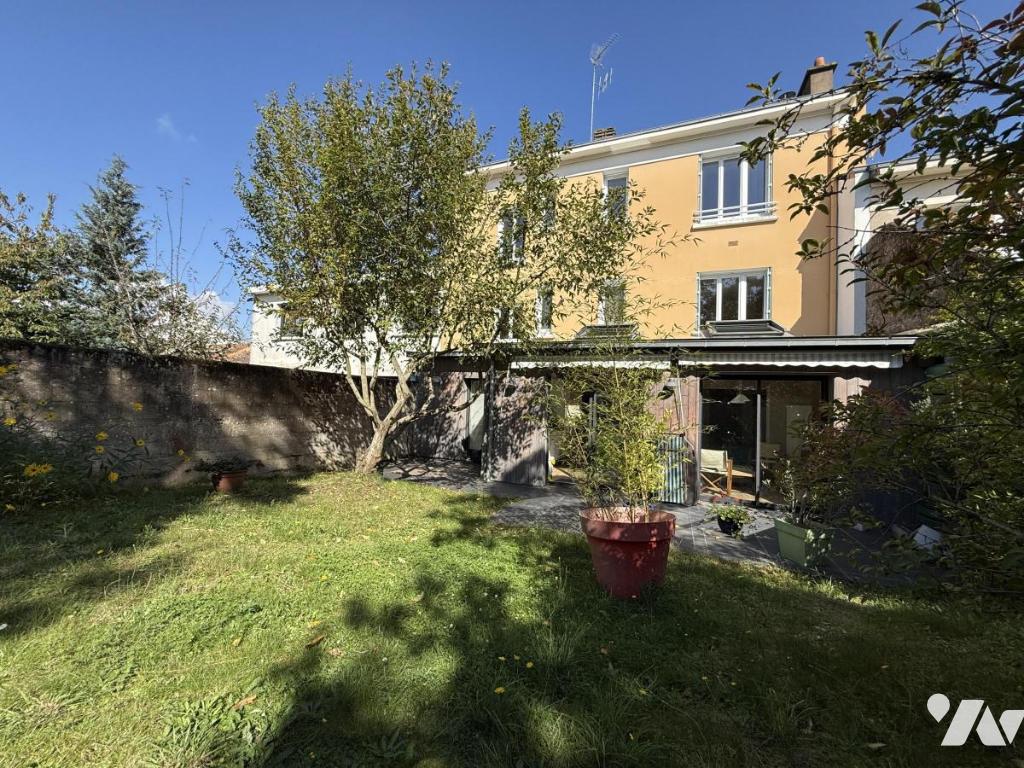Maison 7 pièces 198 m² · à Nantes · 198 m² · 627 000 €