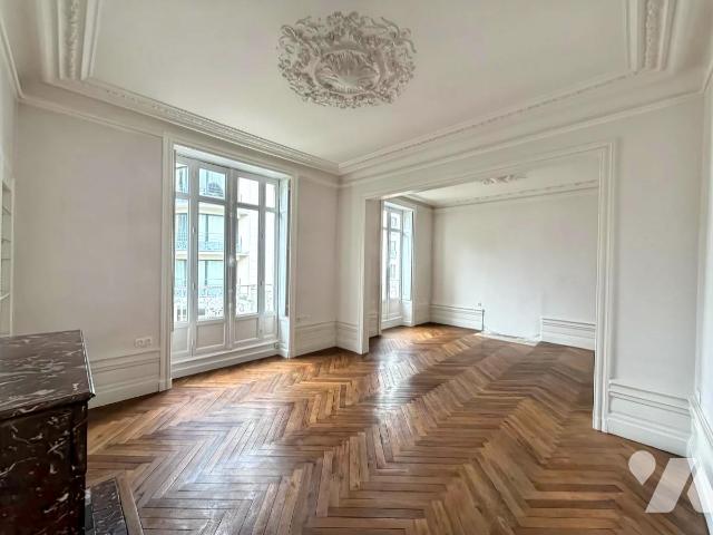 Appartement 4 pièces 102 m² · à Nantes · 102,3 m² · 385 000 €