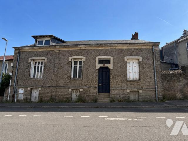 Maison 6 pièces 250 m² · à Nantes · 250 m² · 400 000 €