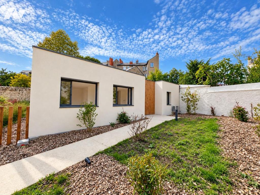 Maison 5 pièces 108 m² · à Nantes · 108,5 m² · 702 000 €