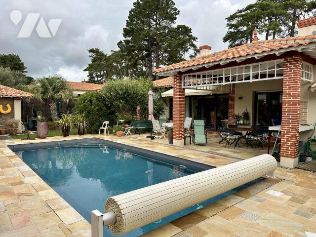 Maison 6 pièces 155 m² · à Pornic · 154,8 m² · 1 150 000 €