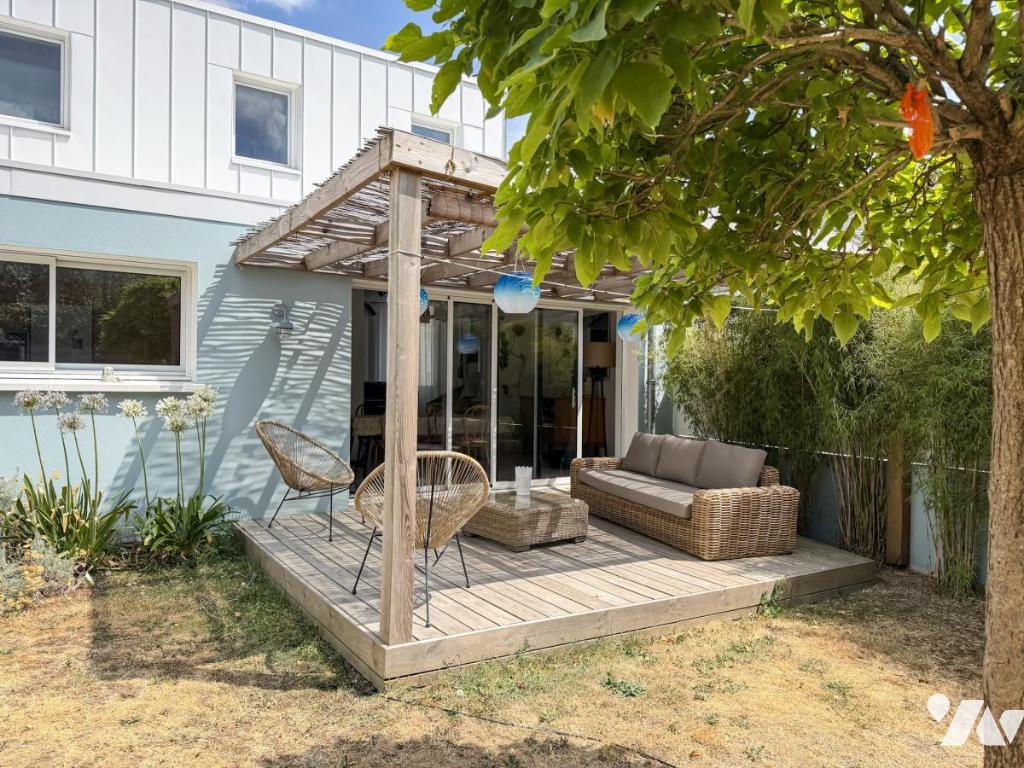 Maison 6 pièces 152 m² · à Nantes · 152 m² · 674 000 €