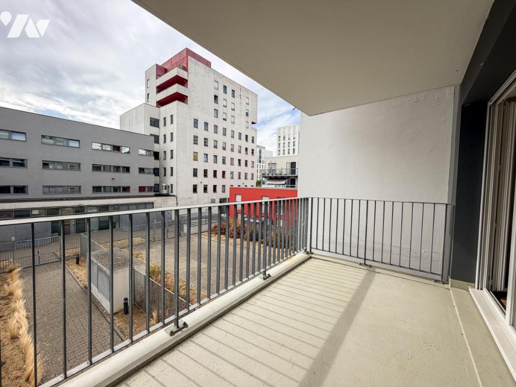 Appartement 3 pièces 76 m² · à Nantes · 75,7 m² · 235 238 €