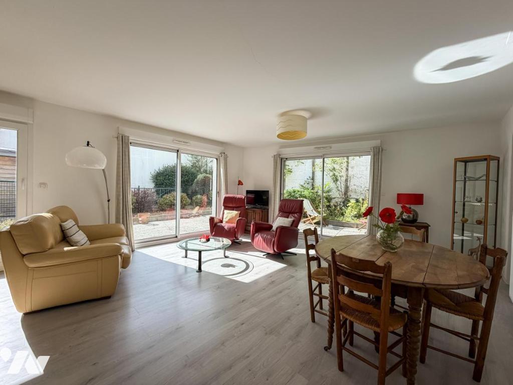 Maison 4 pièces 113 m² · à Nantes · 113,3 m² · 460 000 €
