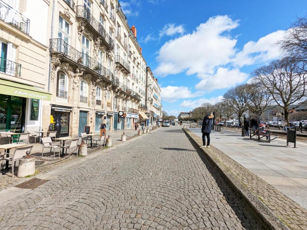 VENTE localActivites-NANTES (44)