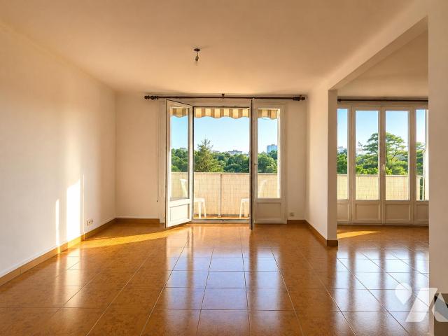 Appartement 4 pièces 69 m² · à Nantes · 69,3 m² · 185 000 €