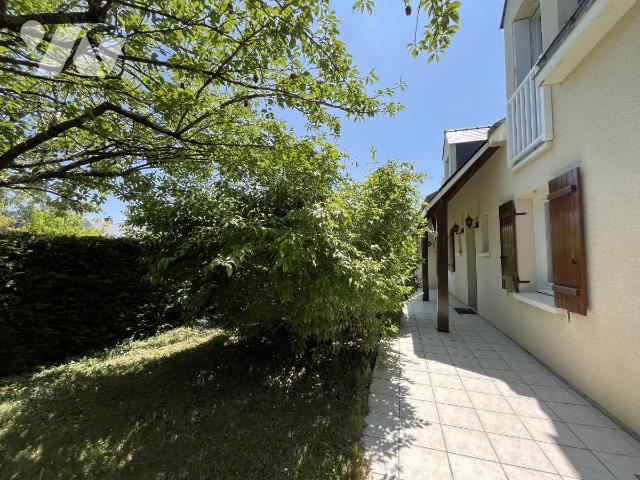 Maison 6 pièces 162 m² · à Sucé-sur-Erdre · 162,2 m² · 360 000 €