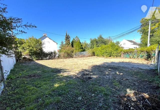 Terrain 418 m² · à La Chapelle-sur-Erdre · 418 m² · 145 000 €