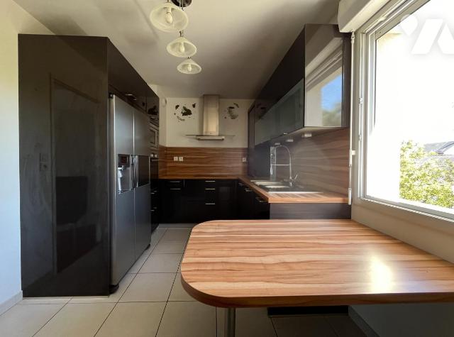 Appartement 5 pièces 106 m² · à Carquefou · 106 m² · 350 000 €