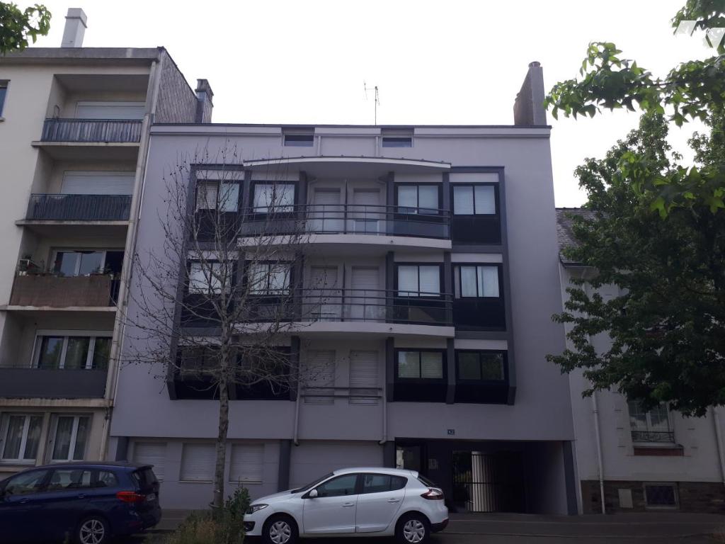 Appartement 1 pièce 18 m² · à Nantes · 17,7 m² · 372 €