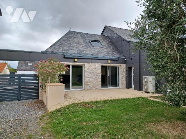 Vente - Maison / villa - ST MACAIRE EN MAUGES - 145,57 m² - 6 pièces - 44029-1573