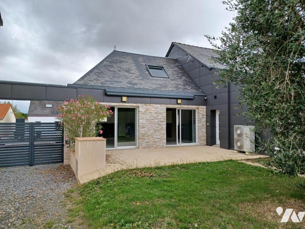 VENTE maison-ST MACAIRE EN MAUGES (49)