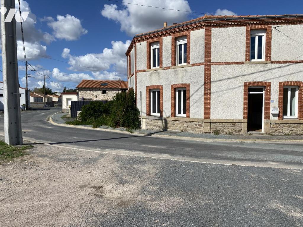 Maison 4 pièces 129 m² · à Saint-Hilaire-de-Clisson · 129 m² · 145 000 €