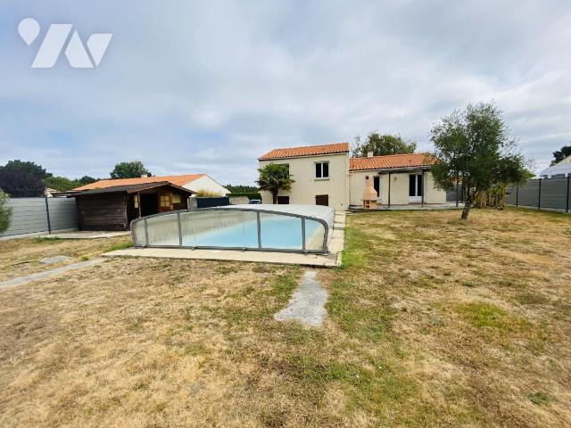 Maison 4 pièces 105 m² · à La Marne · 105 m² · 280 000 €