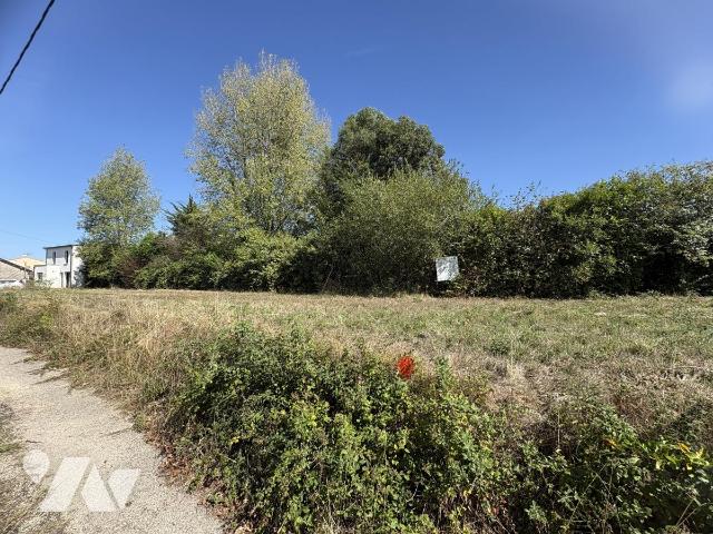 Terrain — Bouguenais